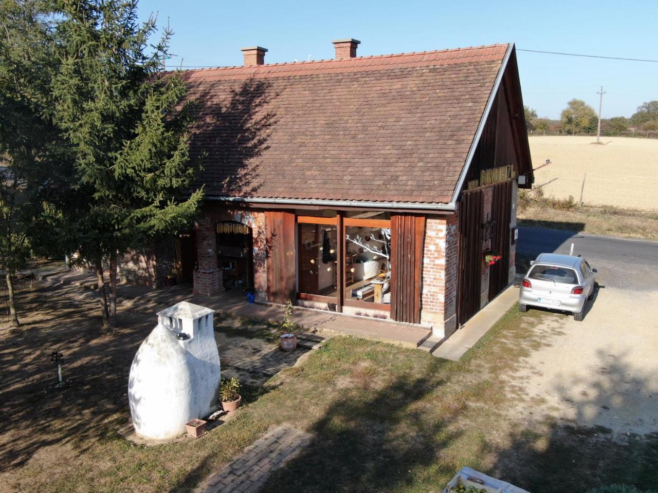 Boronaház